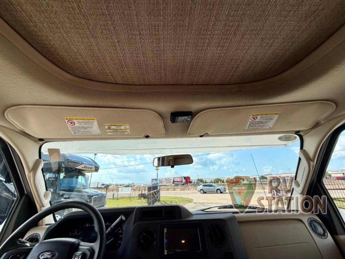 A photo of this 2023 Thor Motor Coach Chateau 31EV