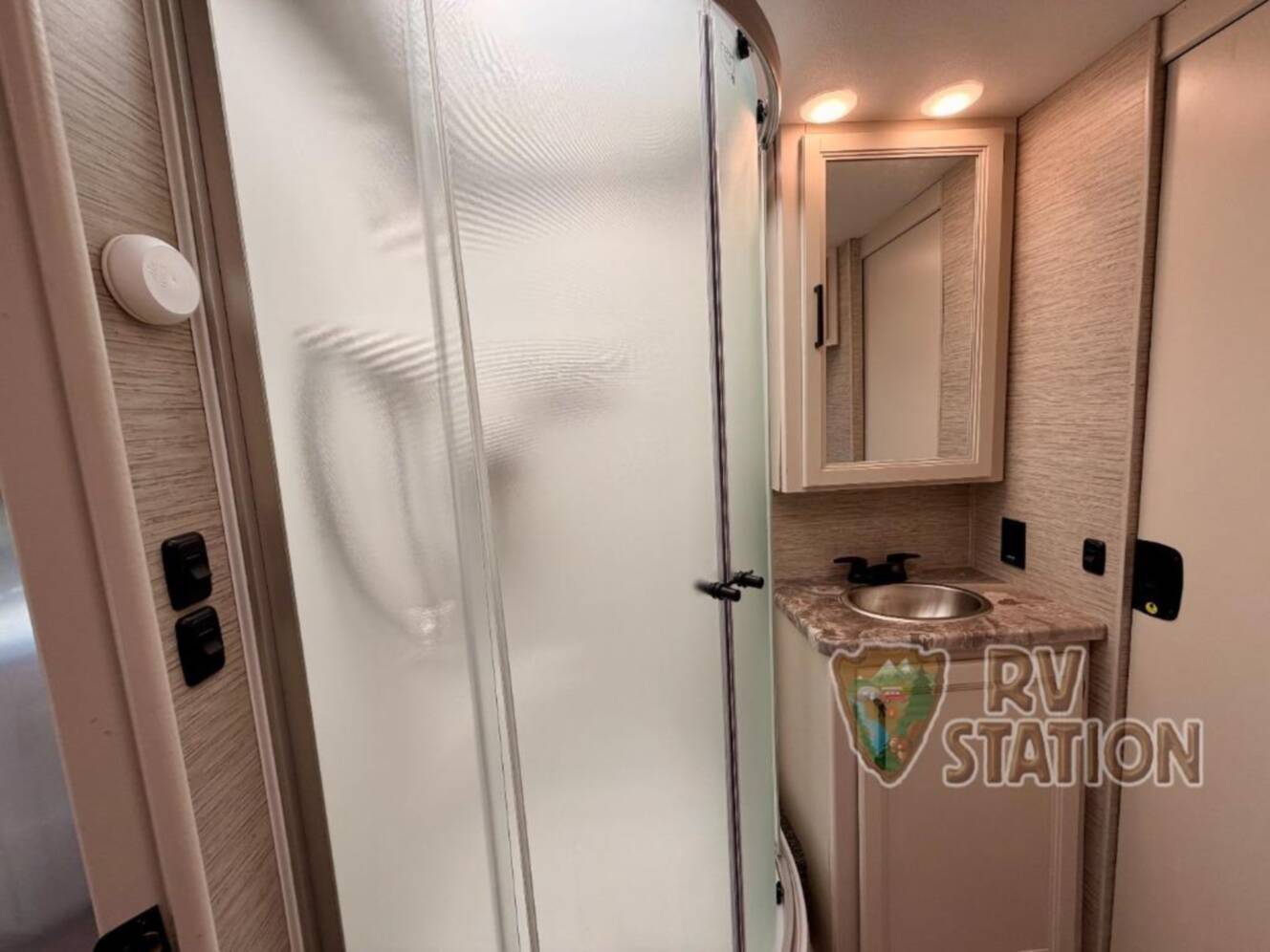 A photo of this 2023 Thor Motor Coach Chateau 31EV