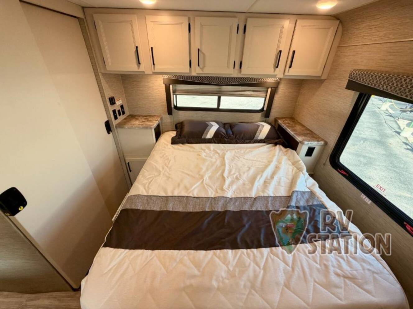A photo of this 2023 Thor Motor Coach Chateau 31EV