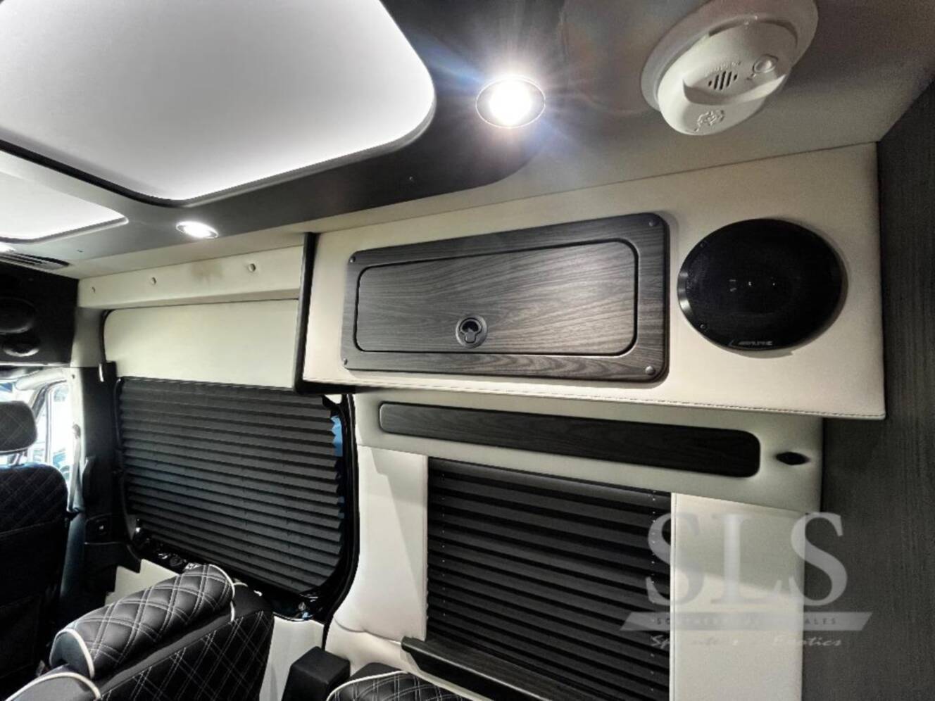A photo of this 2026 Midwest Automotive Designs Luxe Cruiser D4 AWD