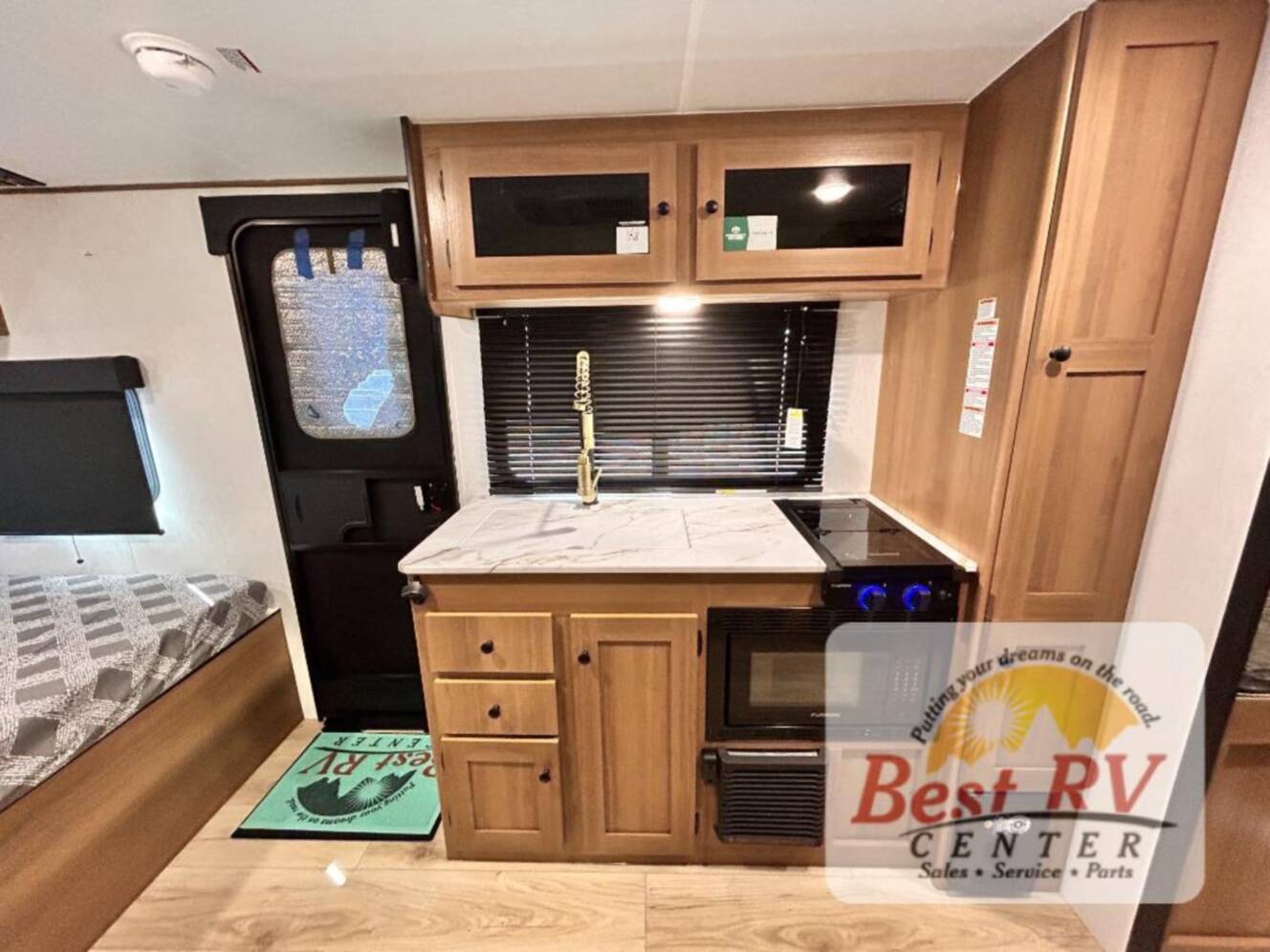 A photo of this 2026 Coachmen Rv Apex Nano 194BHS