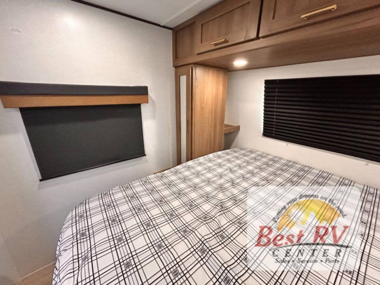 A photo of this 2026 Crossroads Rv Sunset Trail 331BH