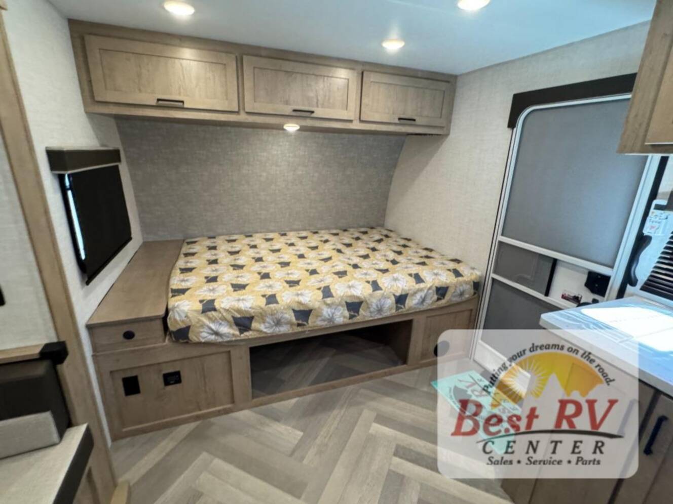 A photo of this 2026 Ember Rv E-Series 19ETS