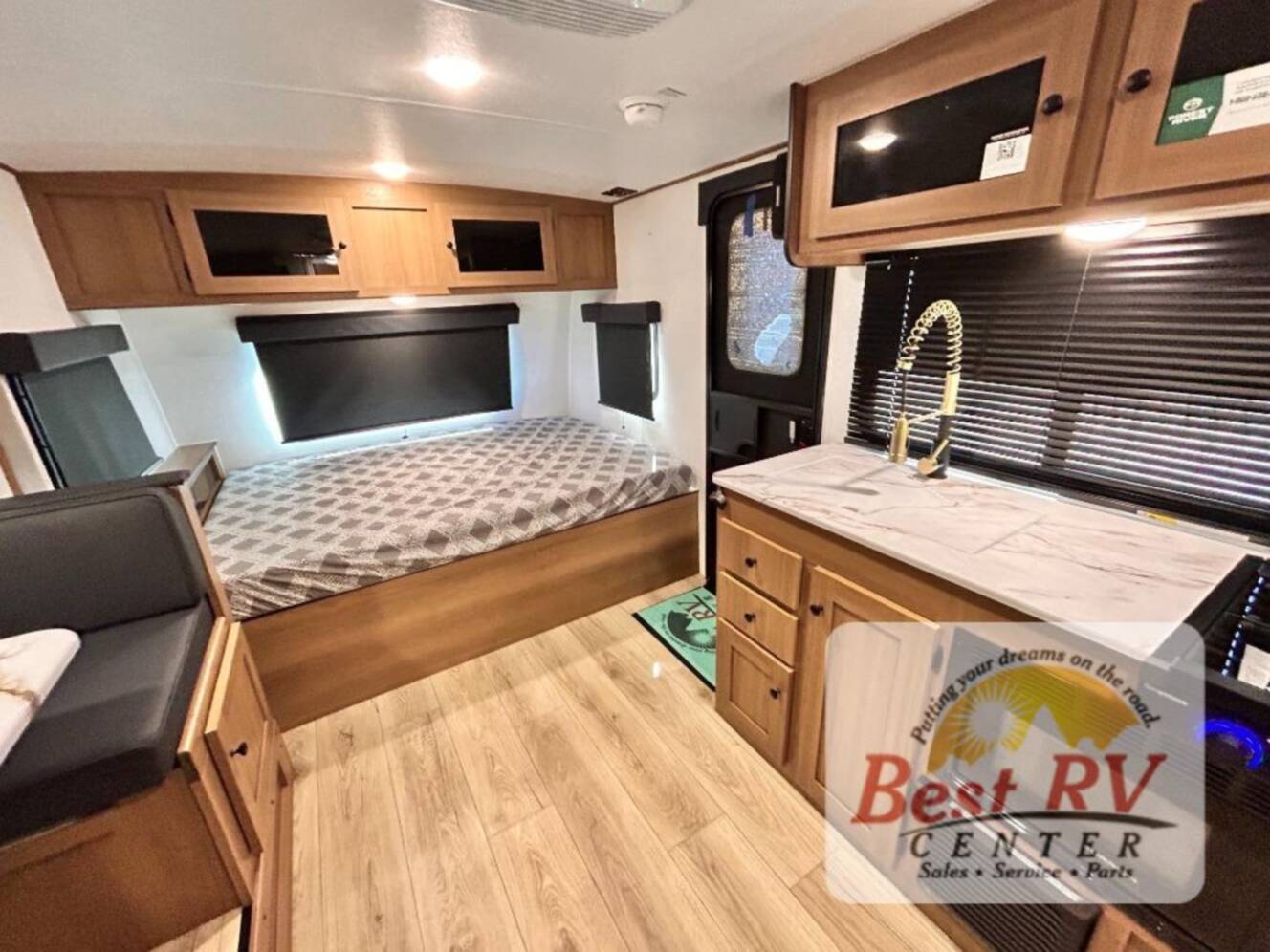 A photo of this 2026 Coachmen Rv Apex Nano 194BHS