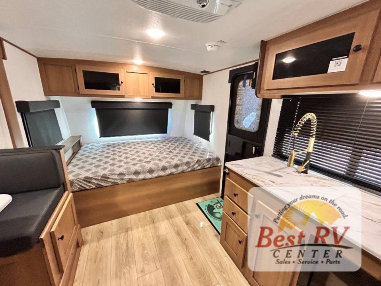 A photo of this 2026 Coachmen Rv Apex Nano 194BHS
