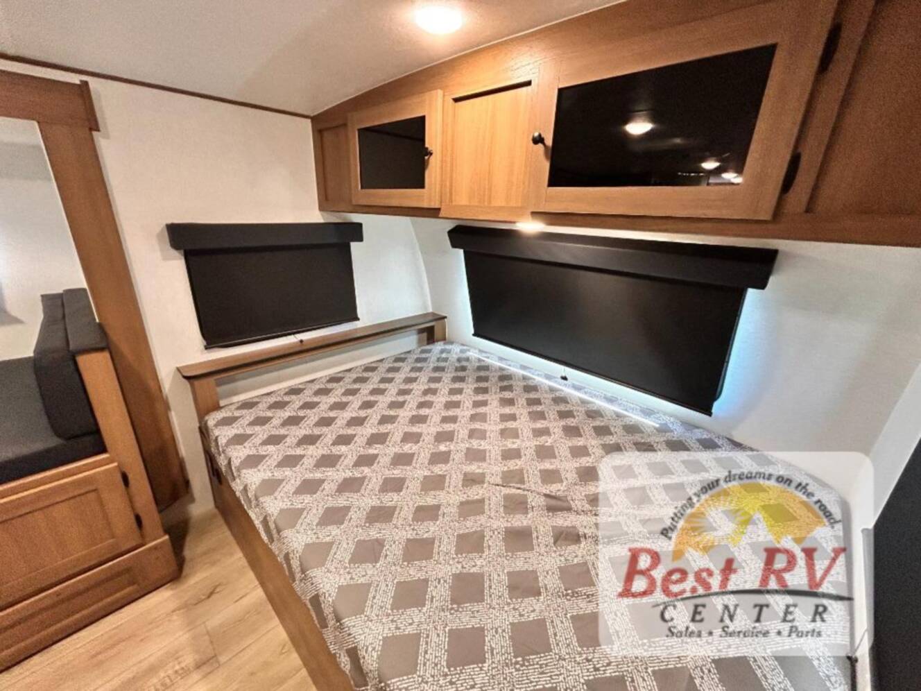 A photo of this 2026 Coachmen Rv Apex Nano 194BHS