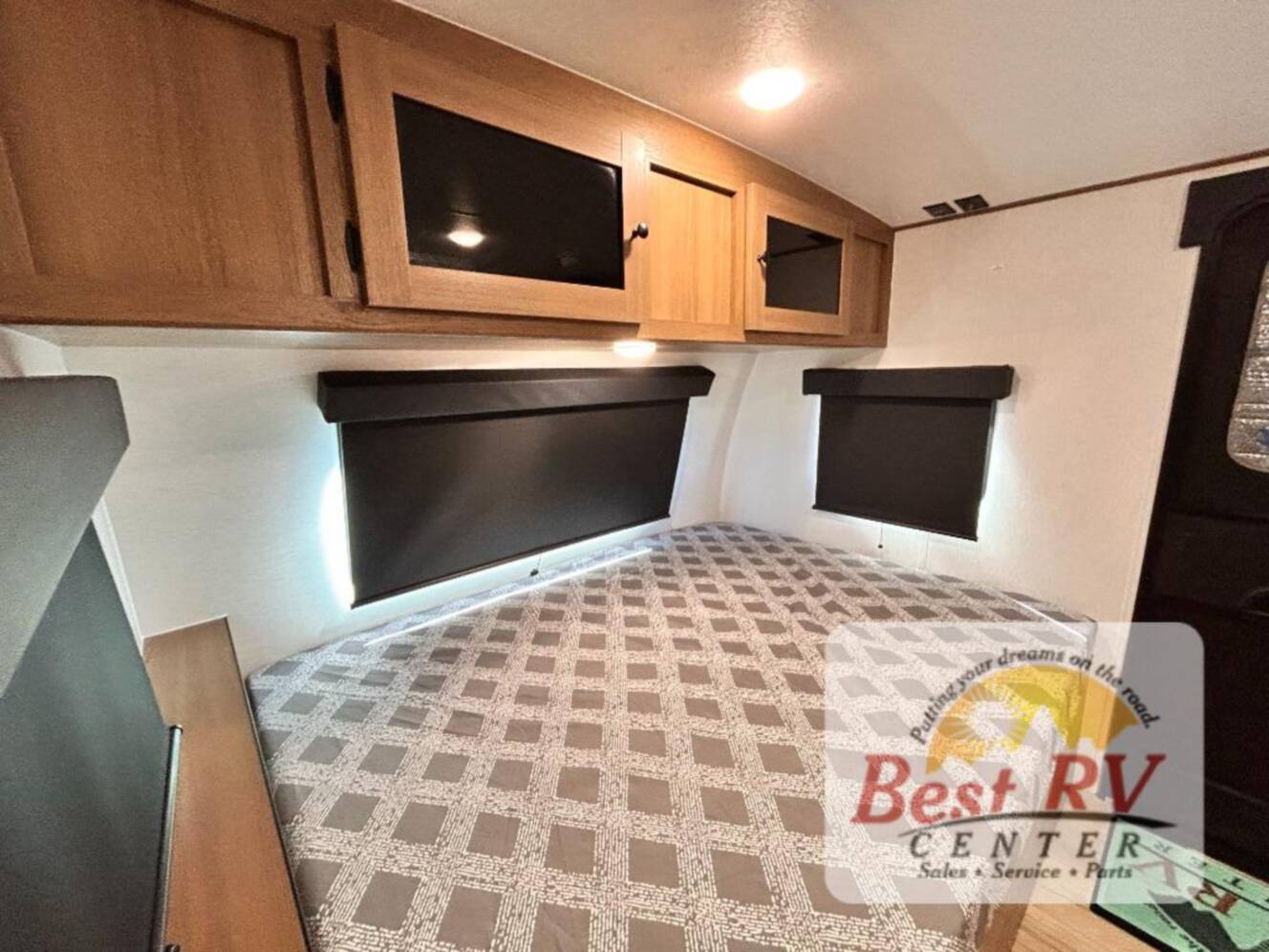 A photo of this 2026 Coachmen Rv Apex Nano 194BHS