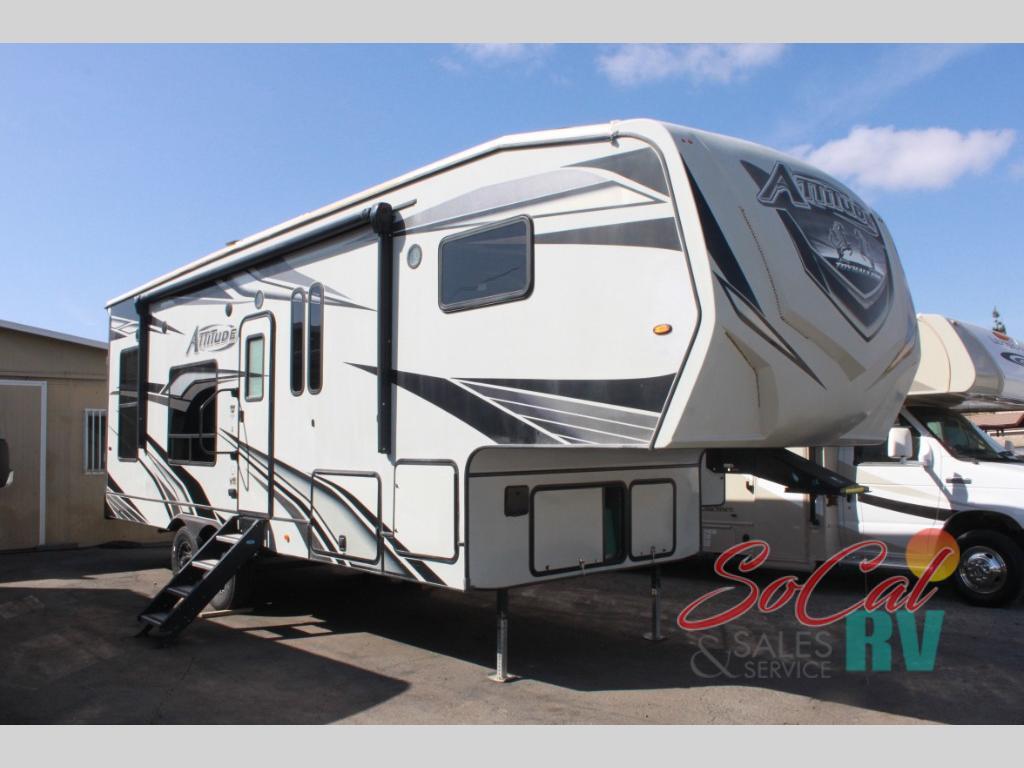 2020 Eclipse Attitude Wide Lite 2919SAG Fifth Wheel Toy Hauler RV