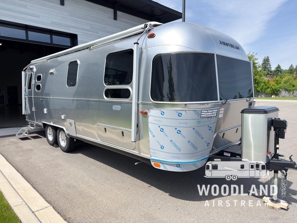 2026 Airstream Globetrotter 27FB Twin in clarkston MI
