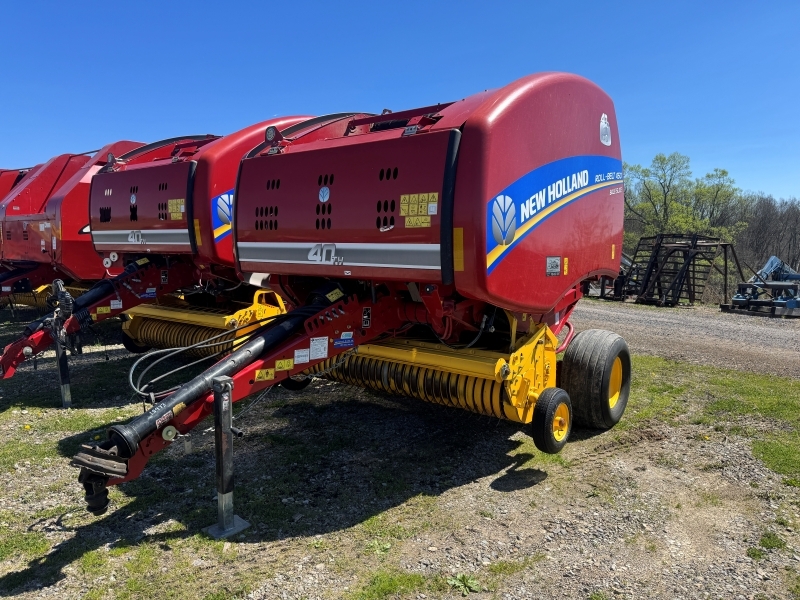 2015 NEW HOLLAND RB450 in Lewisville, OH