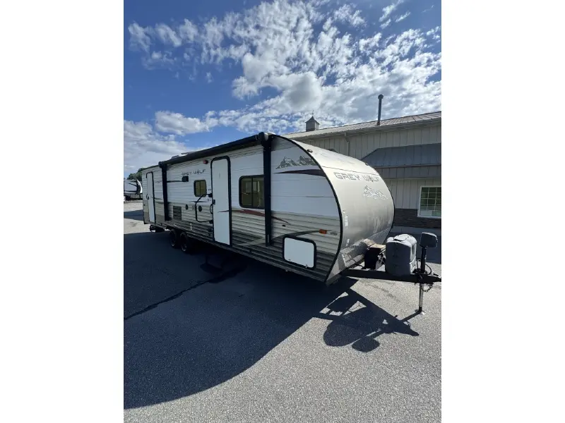 2014 FOREST RIVER GREY WOLF 26DBH