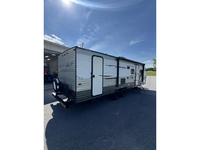 2014 FOREST RIVER GREY WOLF 26DBH