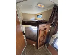 2014 FOREST RIVER GREY WOLF 26DBH