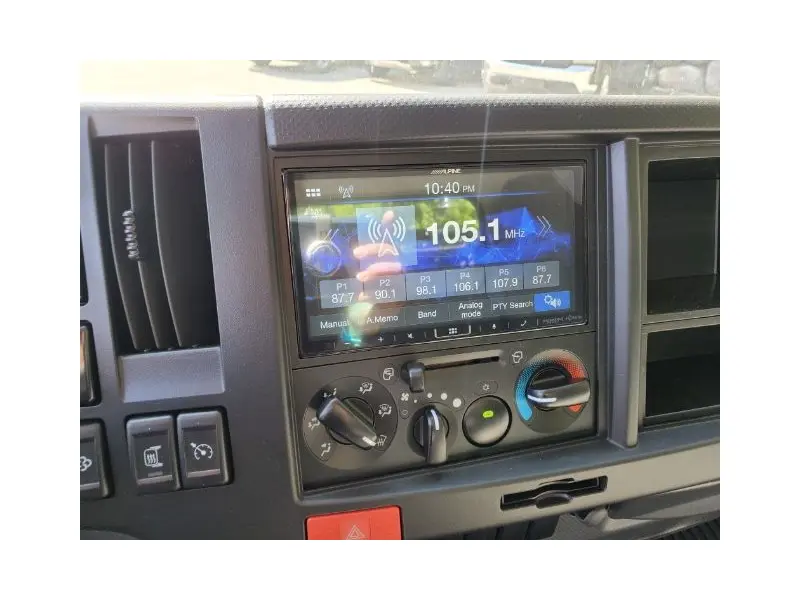 2024 ISUZU NRR