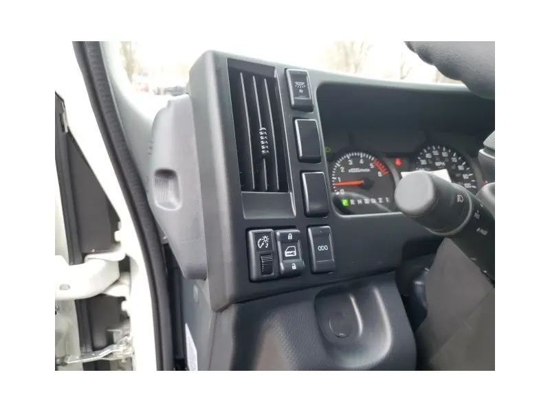2024 ISUZU NPR HD GAS