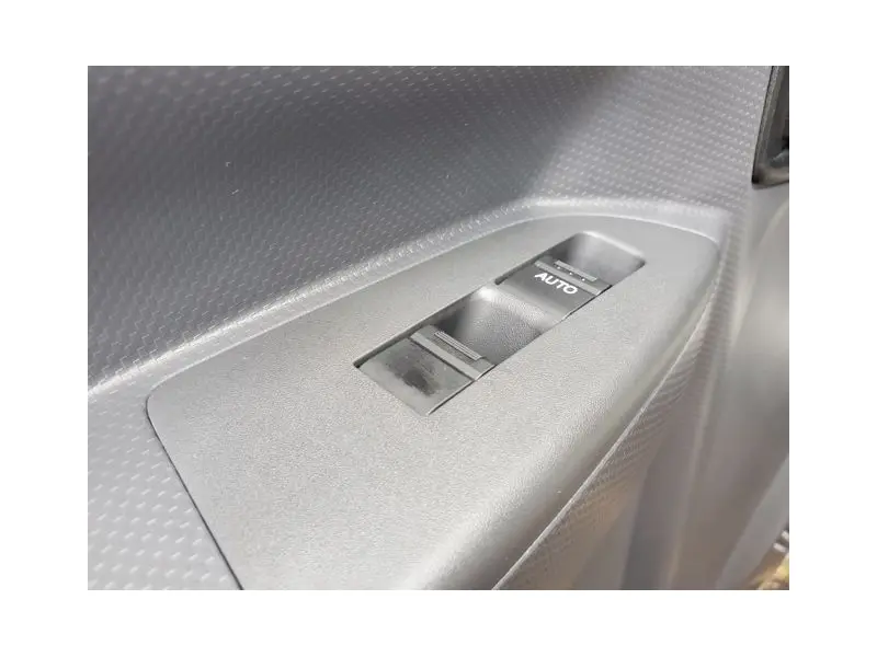 2025 ISUZU NPR HD GAS