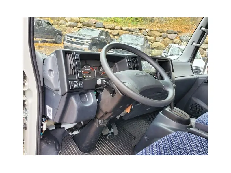 2025 ISUZU NPR HD GAS