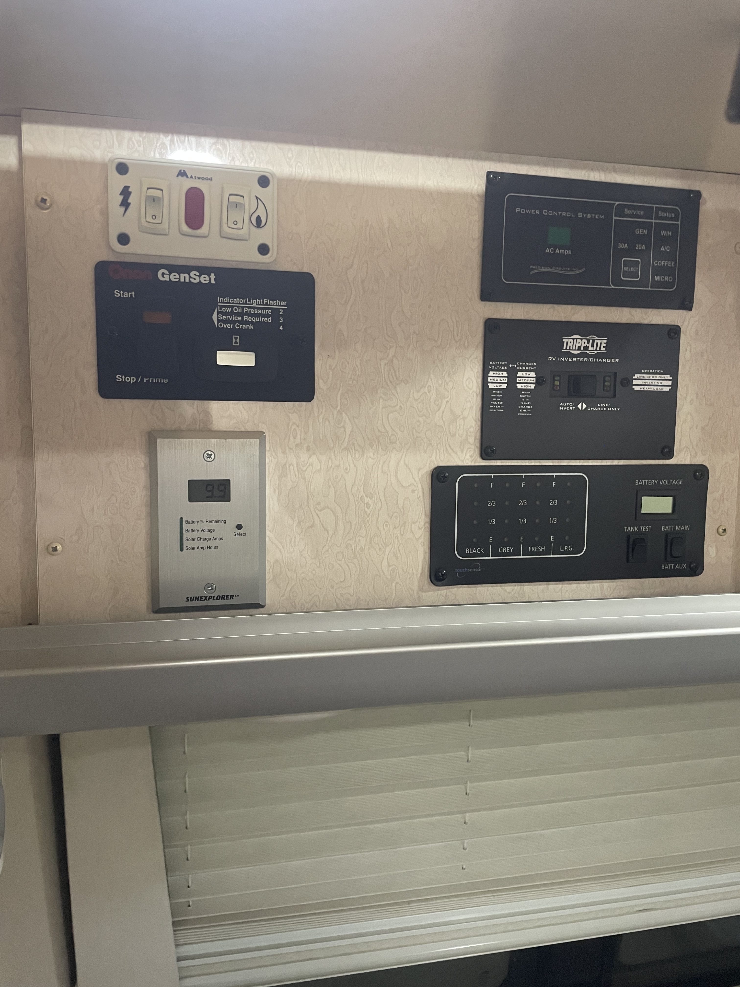 2011 Airstream INTERSTATE 3500 22 TWIN in hampton IA
