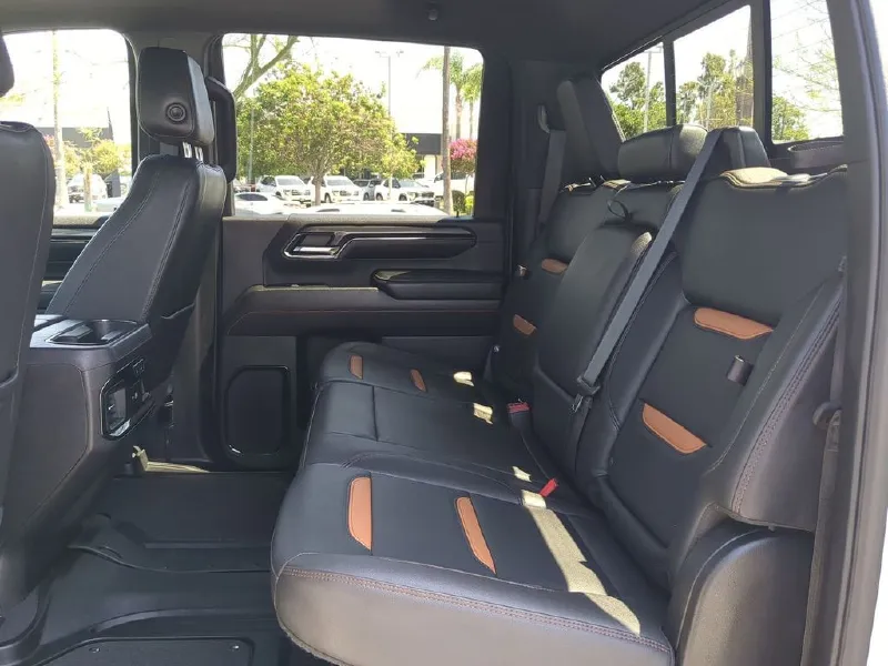2024 GMC SIERRA