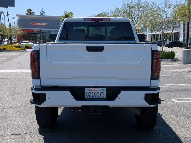 2024 GMC SIERRA