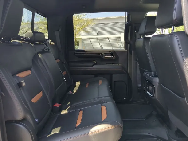 2024 GMC SIERRA