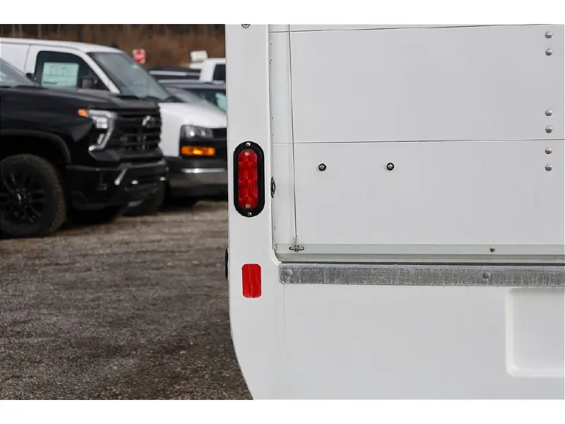 2026 CHEVROLET Express 3500