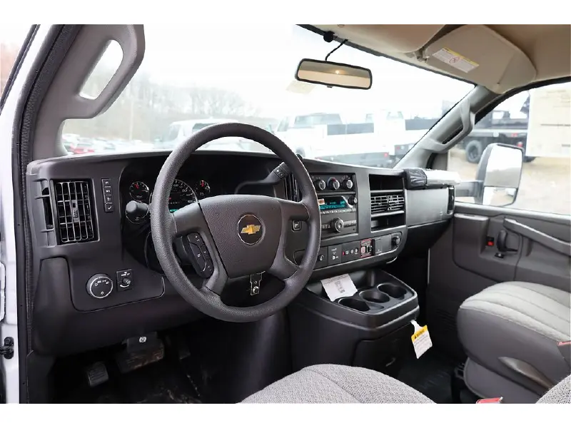 2026 CHEVROLET Express 3500