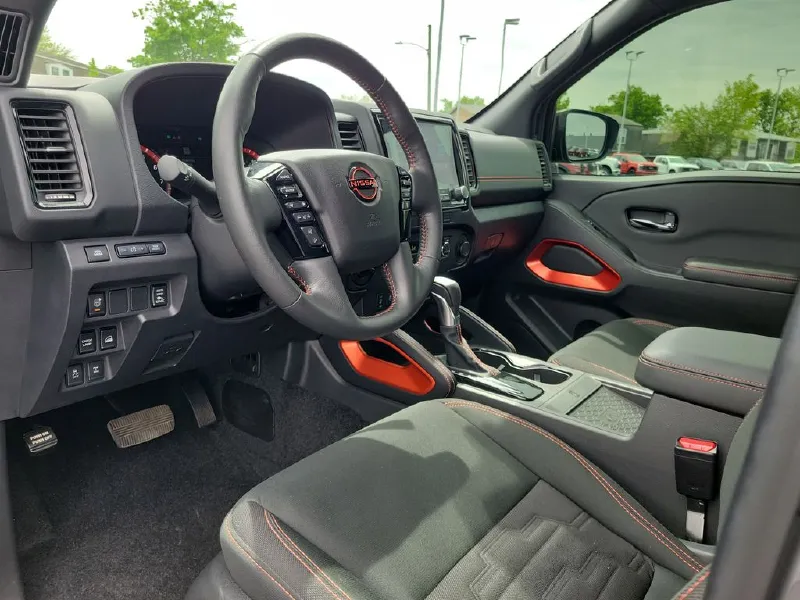 2023 NISSAN FRONTIER
