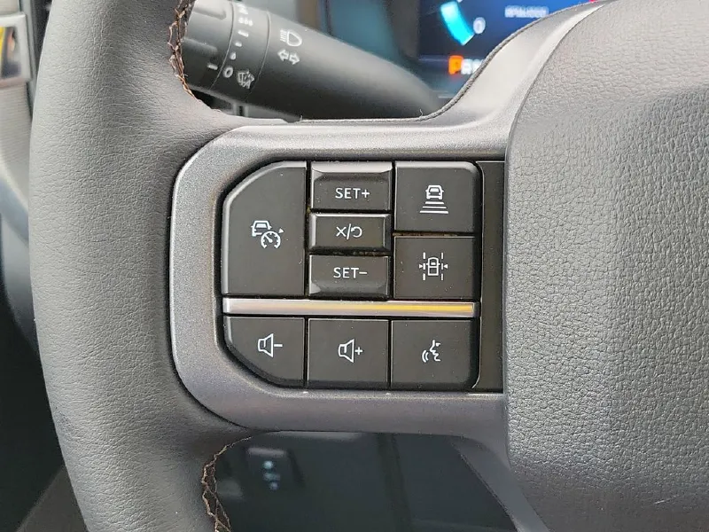 2025 FORD F150