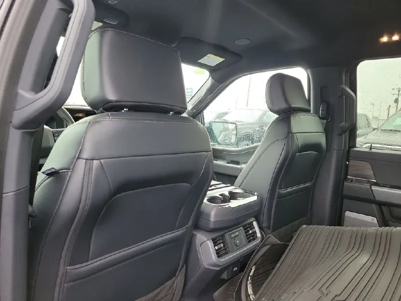 2025 FORD F150