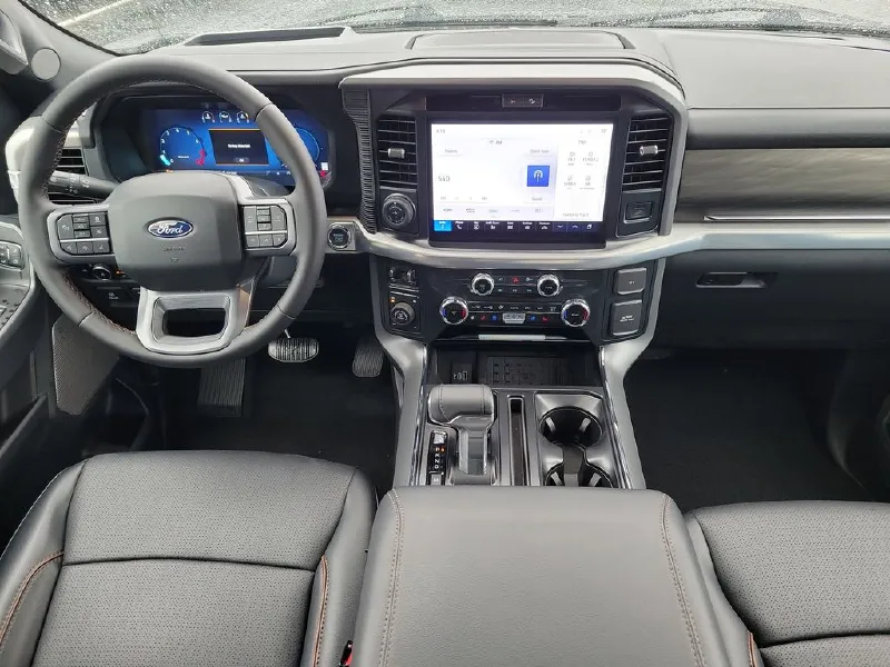 2025 FORD F150