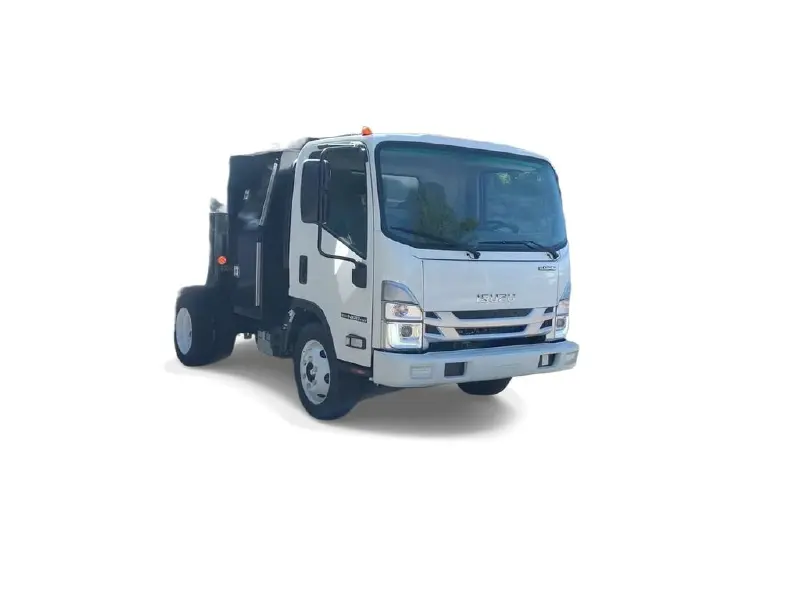 2024 ISUZU NPR HD
