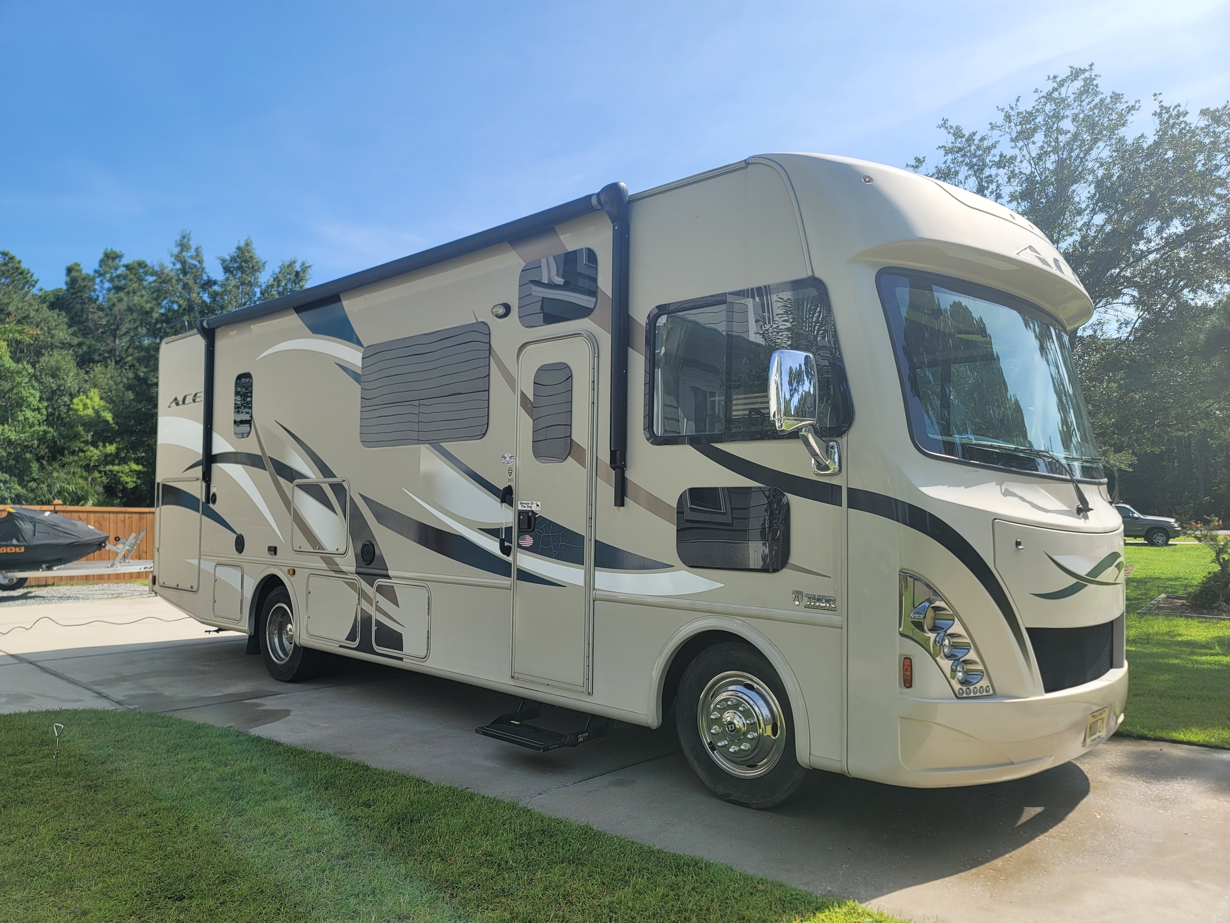 2016 Thor Motor Coach A.C.E. 29 3 RV