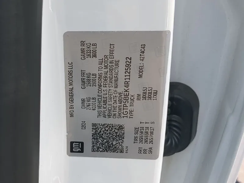 2024 GMC CANYON