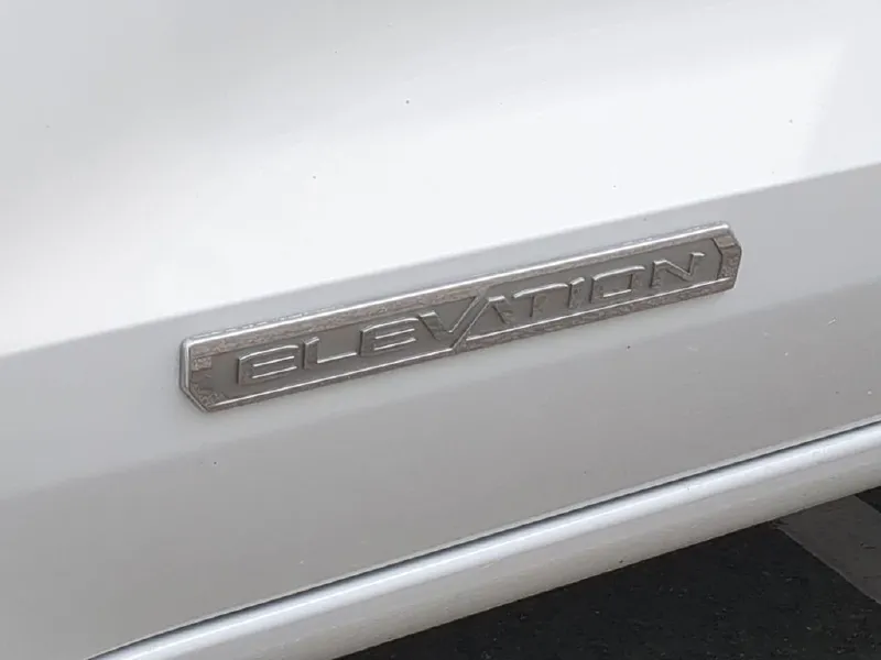 2024 GMC CANYON
