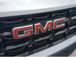 2024 GMC CANYON
