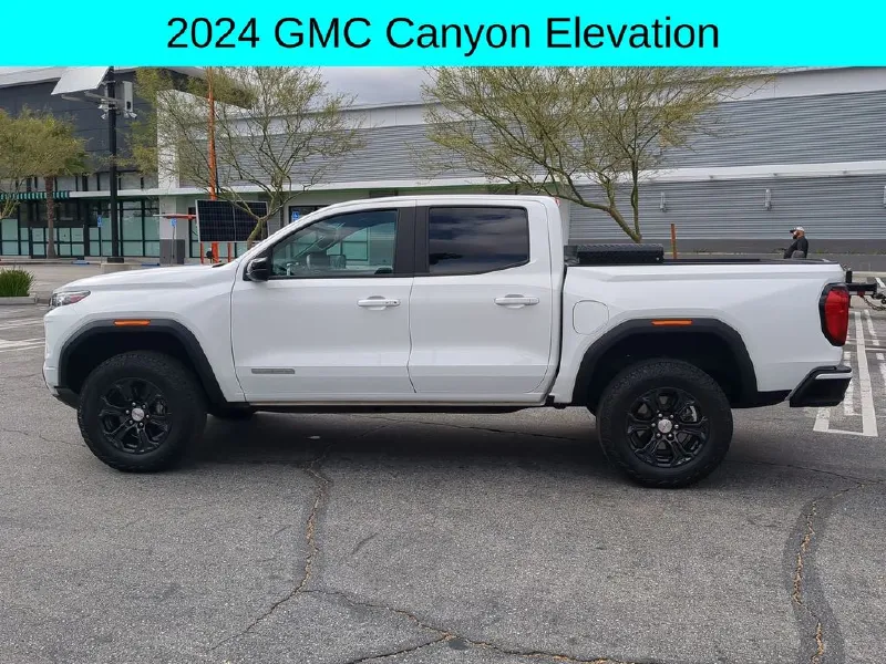 2024 GMC CANYON