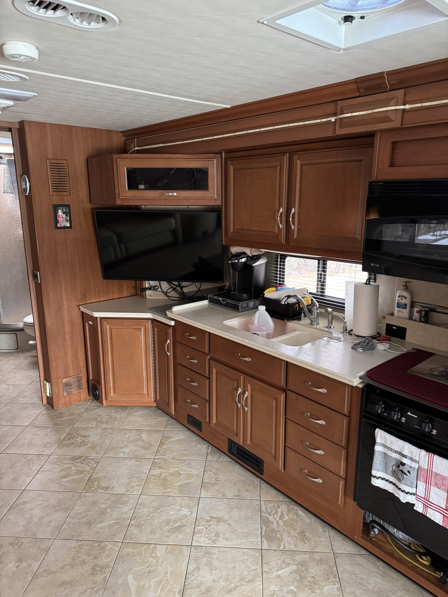 2010 Fleetwood DISCOVERY 40G RV