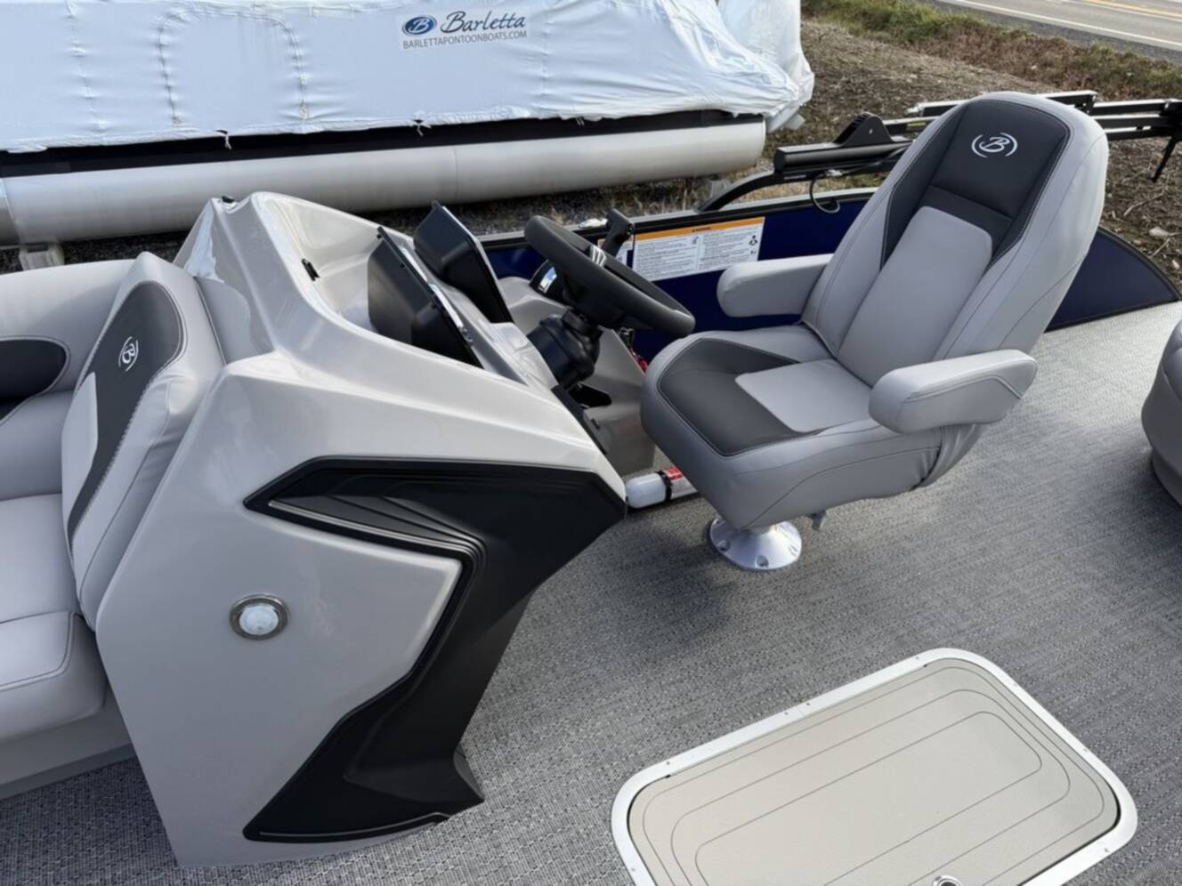 A photo of this 2026 Barletta Boats A22UC Triple-Toon