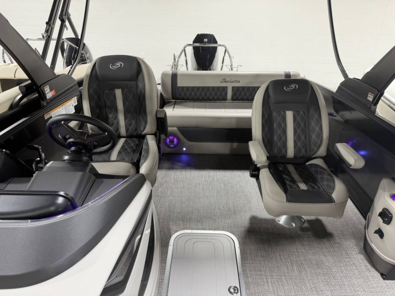 A photo of this 2026 Barletta Boats L23UC Triple-Toon