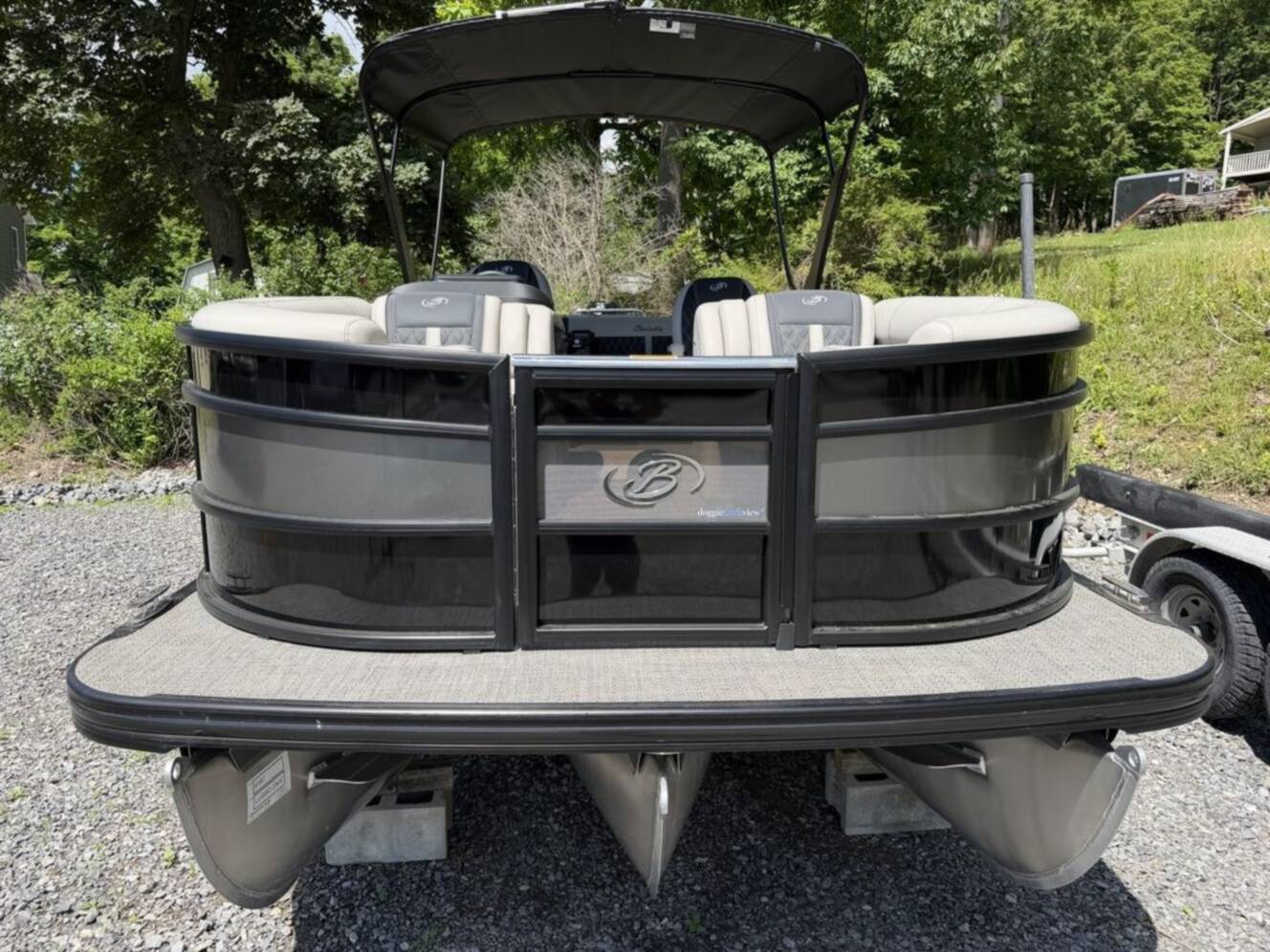 A photo of this 2026 Barletta Boats L23UC Triple-Toon