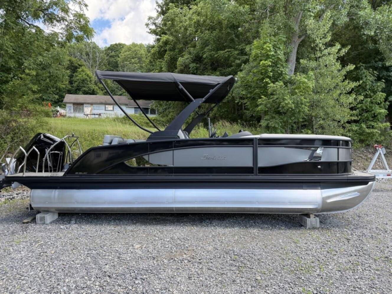 A photo of this 2026 Barletta Boats L23UC Triple-Toon