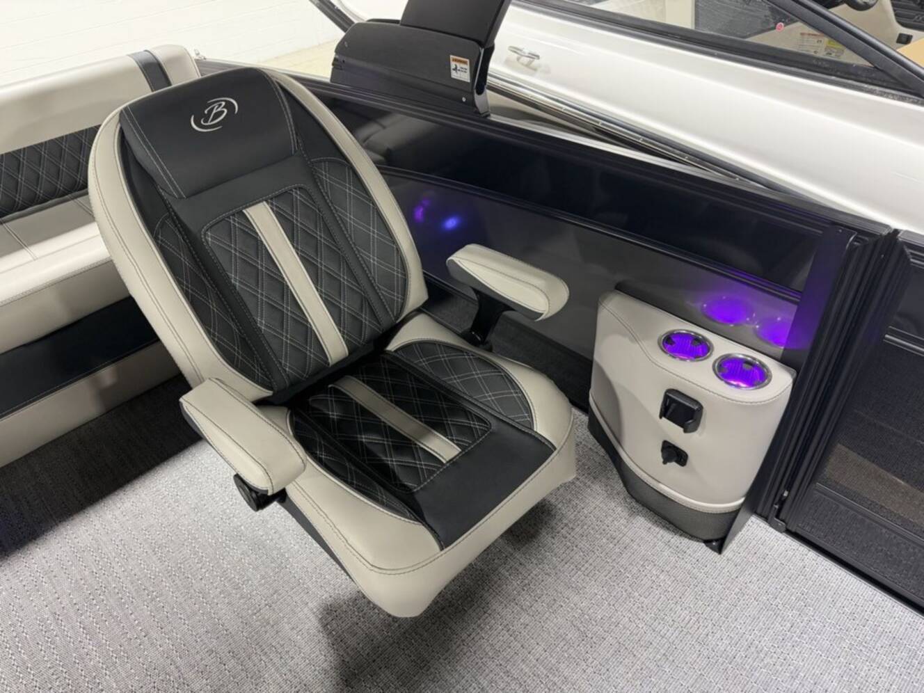 A photo of this 2026 Barletta Boats L23UC Triple-Toon
