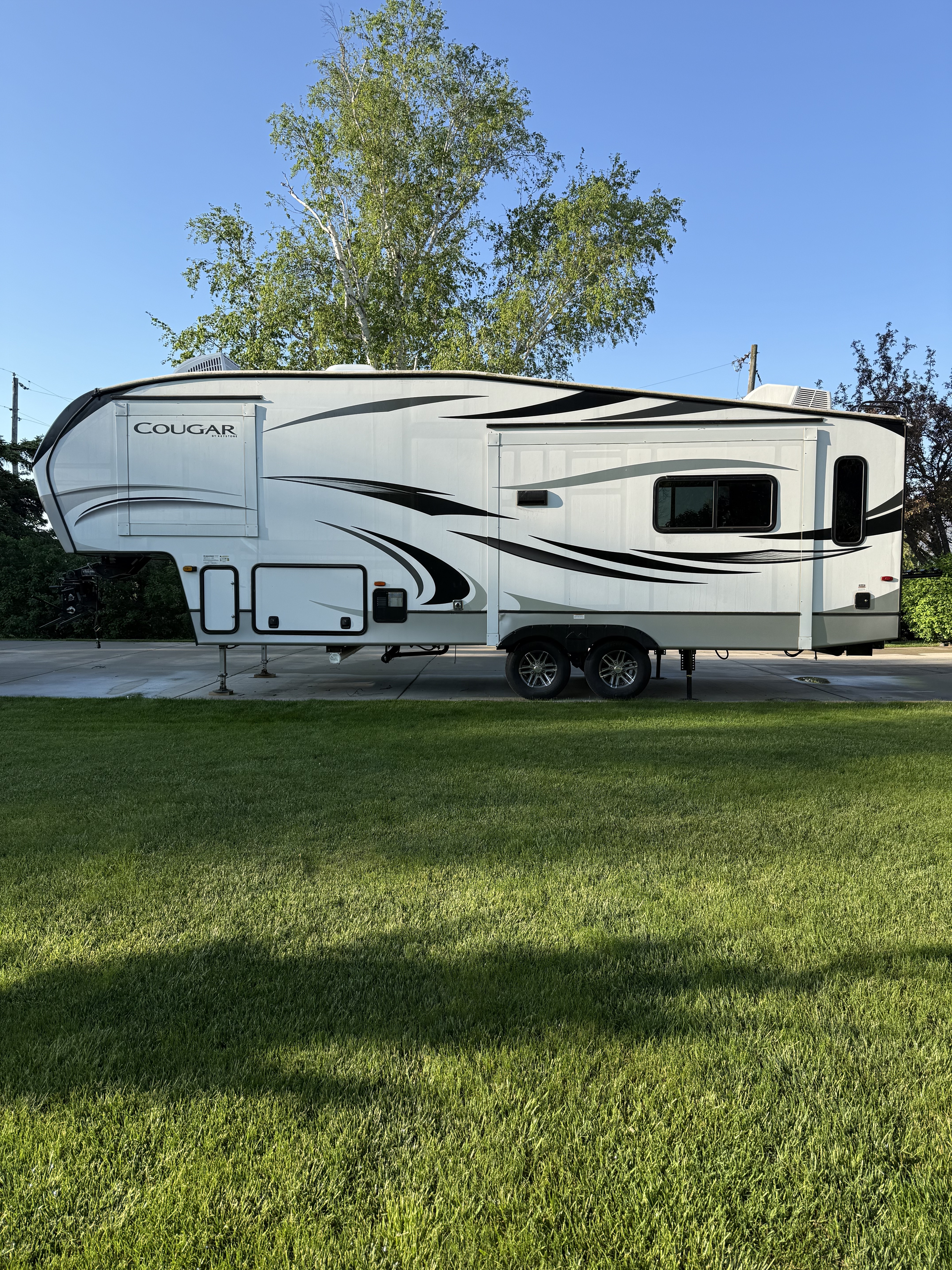 2021 Keystone COUGAR HALF-TON 22RBIWE RV