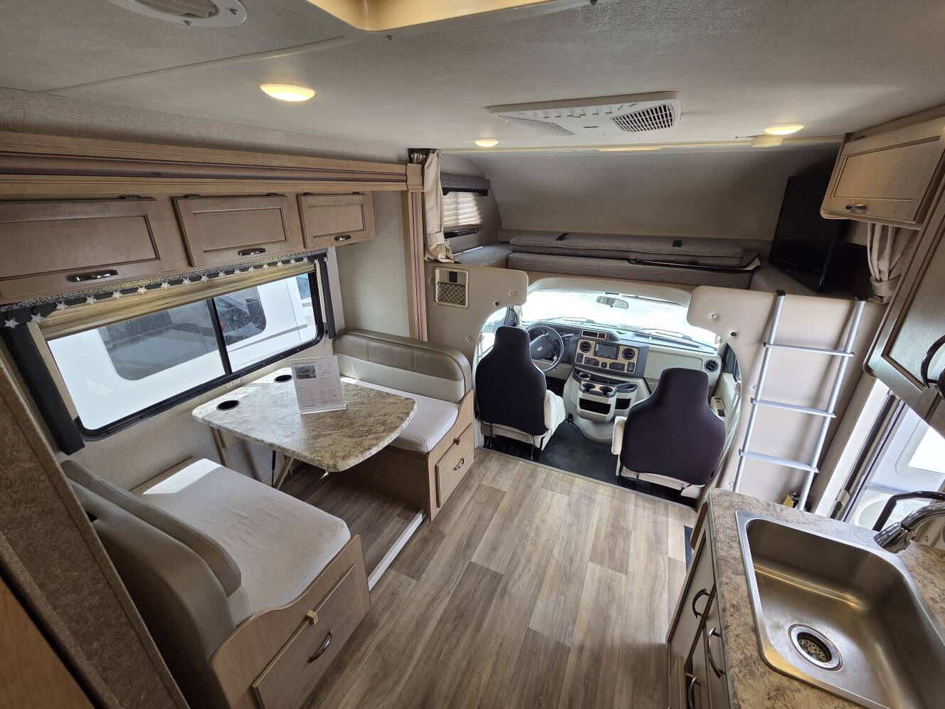 A photo of this 2020 Thor Motor Coach Four Winds 25V