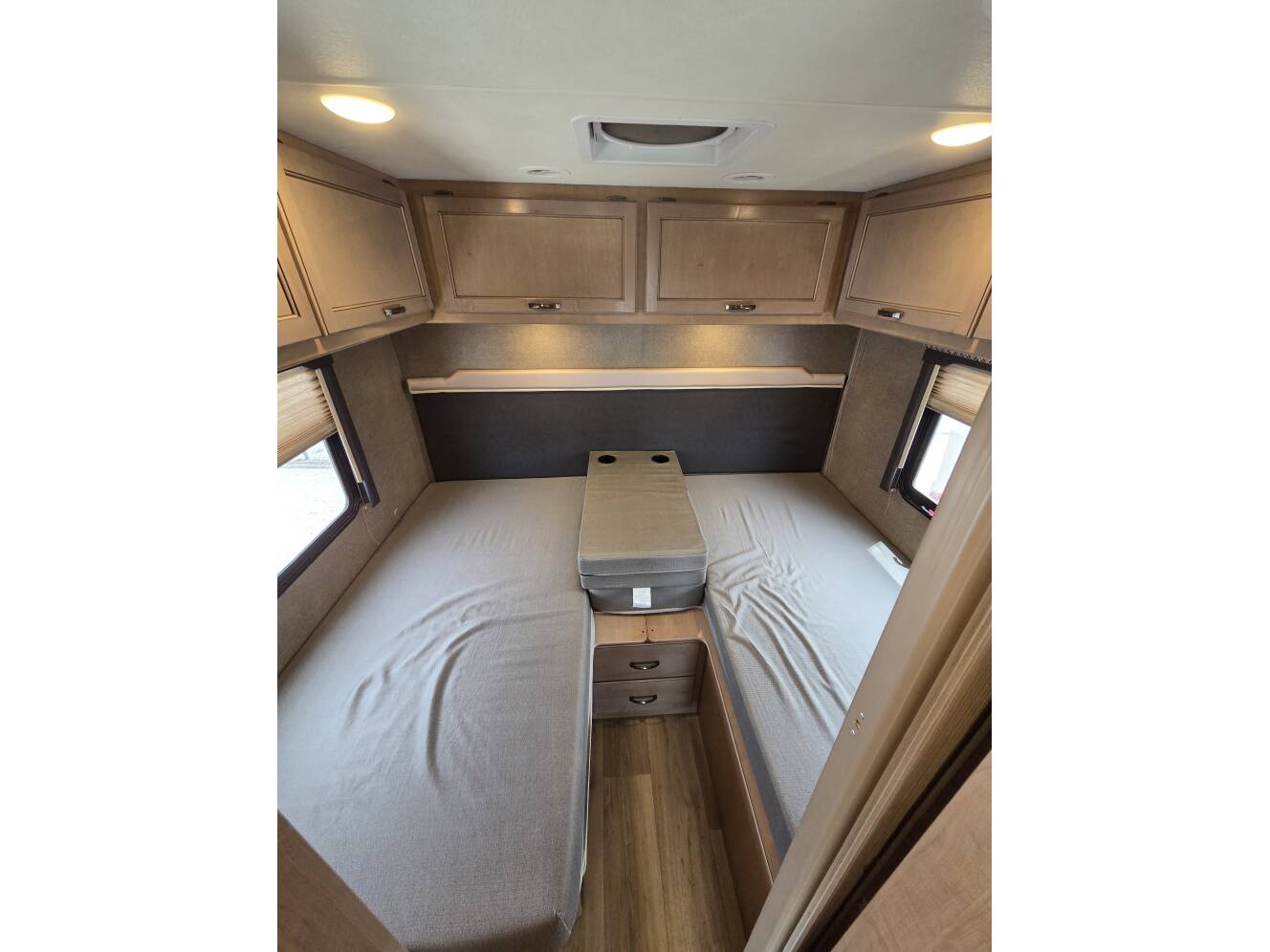 A photo of this 2020 Thor Motor Coach Four Winds 25V
