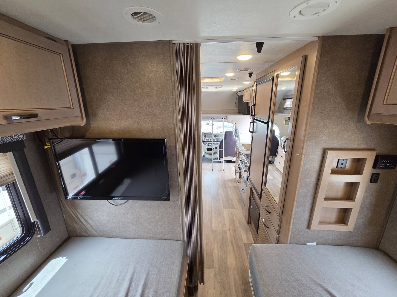A photo of this 2020 Thor Motor Coach Four Winds 25V