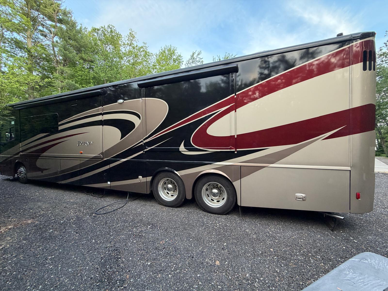 2016 Winnebago JOURNEY 42E in barrington NH