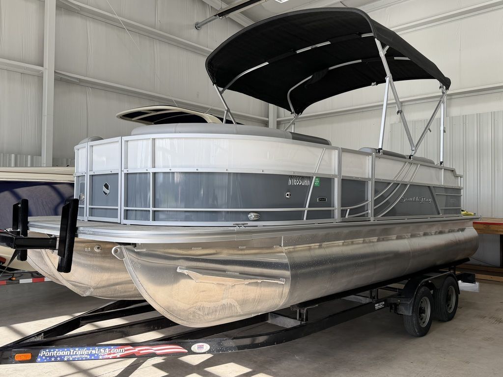 2023 South Bay S220FCR 25" Pontoon Boat boat