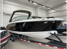 Sea Ray SDX 270 Surf Review image